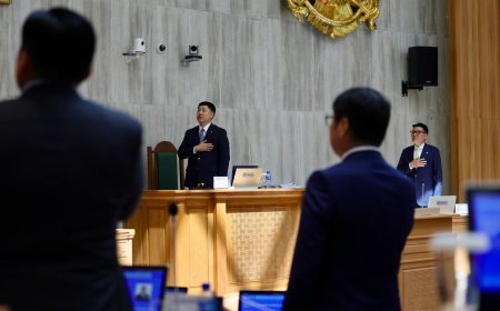 НИЙСЛЭЛИЙН ИРГЭДИЙН ТӨЛӨӨЛӨГЧДИЙН ХУРЛЫН ЭЭЛЖИТ VIII ХУРАЛДААН ЭХЭЛЛЭЭ