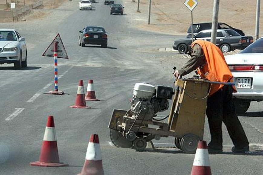 НИЙСЛЭЛИЙН ЗАРИМ АВТО ЗАМУУДЫГ ХЭСЭГЧЛЭН БОЛОН БҮРЭН ХААНА