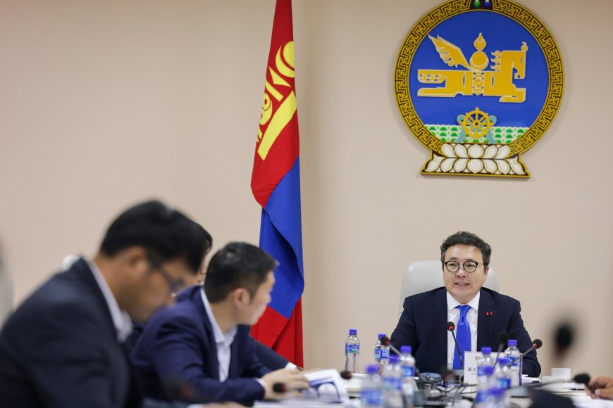 ТӨР, ХУВИЙН ХЭВШЛИЙН ТҮНШЛЭЛЭЭР ХЭРЭГЖҮҮЛЭХЭЭР ТӨЛӨВЛӨСӨН ЗАРИМ ТӨСЛИЙГ ТАНИЛЦУУЛАВ