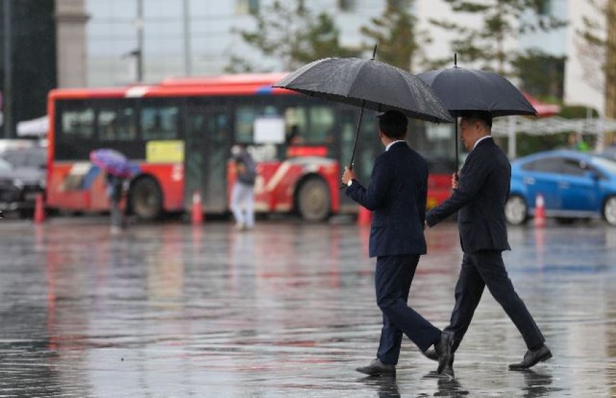 ТӨВ БОЛОН ЗҮҮН АЙМГУУДЫН НУТГИЙН ХОЙД ХЭСГЭЭР БАГА ЗЭРГИЙН БОРООТОЙ