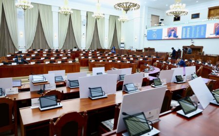 ГИШҮҮДИЙН ИРЦ ХҮРЭЭГҮЙН УЛМААС ХОЁР ӨДӨР ХОЙШИЛСОН ЧУУЛГАН 14.00 ЦАГААС ХУРАЛДАХ УУ
