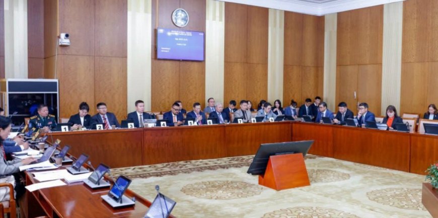 БАЙР СУУРЬ: ТӨСВИЙН ТОДОТГОЛЫН ТАЛААР ХЭН, ХЭН ЮУГ ӨГҮҮЛЭВ