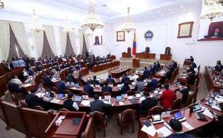 ЧУУЛГАН: ТАМХИНЫ ХЯНАЛТЫН ТУХАЙ ЗЭРЭГ ХУУЛИЙН ТӨСЛҮҮДИЙГ ЭЦЭСЛЭН БАТАЛНА